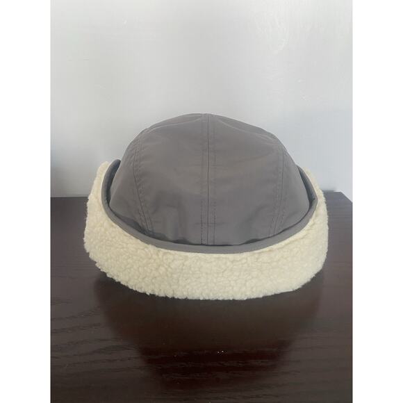 Lands' End Men's Gray Sherpa Lined Waterproof Winter Earmuff Hat Size S-M - Picture 3 of 6